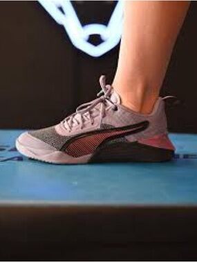 Puma Women's Pink and Black Athletic Trainer fuse 3